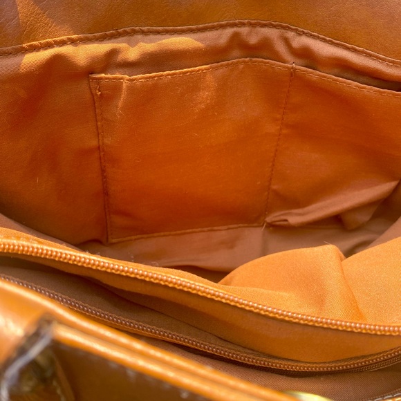 Large Leather Tote - Picture 13 of 13